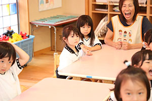 絵本の読み聞かせ　こあら