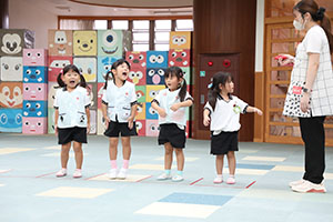 かけっこの活動　ことり
