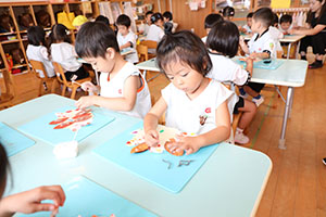 ハリネズミの制作　ぱんだ