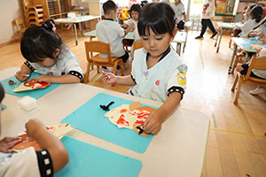 ハリネズミの制作　ぱんだ