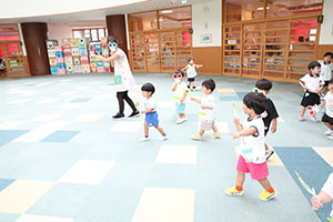 とんぼのめがねの制作　ひよこ