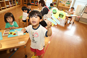 とんぼのめがねの制作　ひよこ