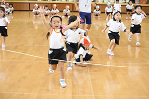 体操教室　ーかけっこー　きりん・こあら