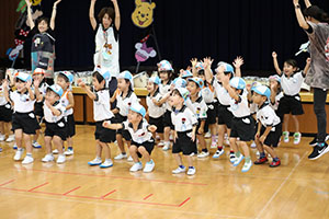 体操教室　ーかけっこー　きりん・こあら