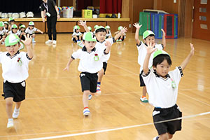 体操教室　ーかけっこー　うさぎ・ことり