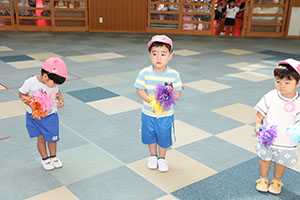 運動会　リズム活動の練習　2歳児クラス