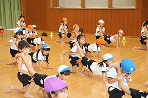体操教室　組体操・バルーン活動　C・D・E