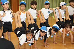 体操教室　組体操・バルーン活動　C・D・E