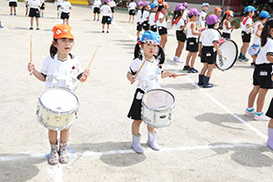 鼓隊の活動頑張っています！　C・D・E