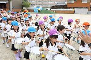 鼓隊の活動頑張っています！　C・D・E