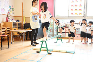 サーキット遊び　きりん
