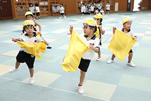 運動会　リズム活動の練習　ひまわり・さくら・たんぽぽ