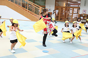 運動会　リズム活動の練習　ひまわり・さくら・たんぽぽ