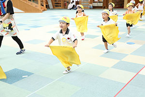 運動会　リズム活動の練習　ひまわり・さくら・たんぽぽ