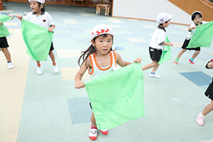 運動会　リズム活動の練習　ひまわり・さくら・たんぽぽ