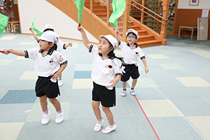 運動会　リズム活動の練習　ひまわり・さくら・たんぽぽ