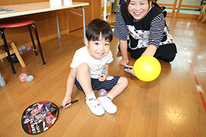 風船遊び　ぺんぎん