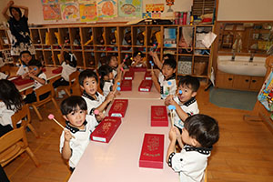 太鼓ごっこ　こあら