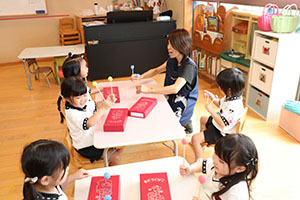 太鼓ごっこ　こあら