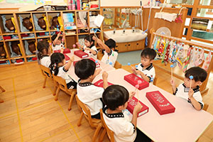 太鼓ごっこ　こあら