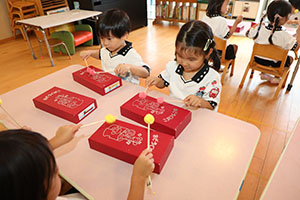 太鼓ごっこ　こあら