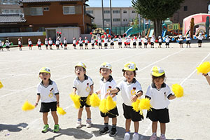 運動会　リズム活動の練習　年少組