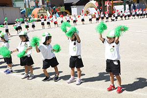 運動会　リズム活動の練習　年少組