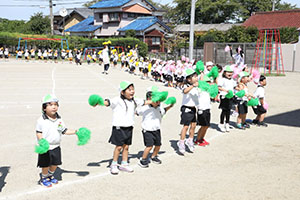 運動会　リズム活動の練習　年少組