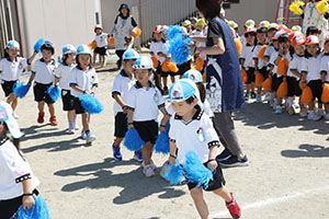 運動会　リズム活動の練習　年少組