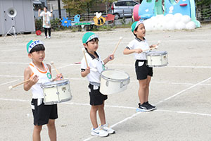 運動会　鼓隊の活動　A・B