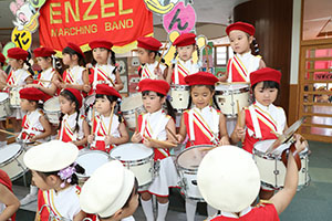 エンゼルマーチングバンド記念撮影　年長