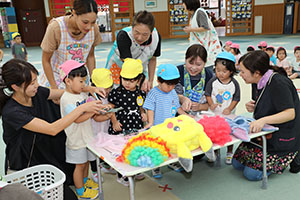 運動会の活動　借り物競争🎵　2歳児クラス