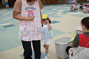 運動会の活動　借り物競争🎵　2歳児クラス