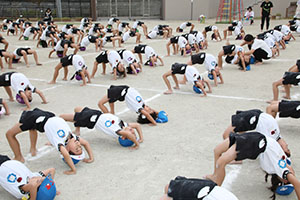 運動会の活動　組体操・バルーン　年長組