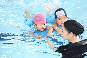 スイミングクラブへ行きました　ひまわり・さくら・たんぽぽ　NO．2