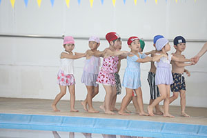 スイミングクラブへ行きました　ひまわり・さくら・たんぽぽ　NO．1