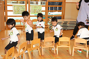 復活いす取りゲーム　ことり