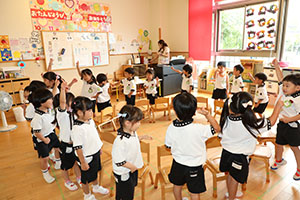 復活いす取りゲーム　ことり