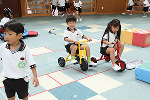 エンゼルドームで思いきり遊びました　B