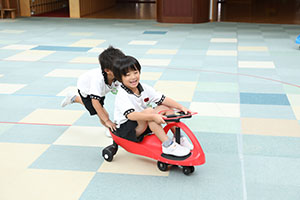 エンゼルドームで思いきり遊びました　B