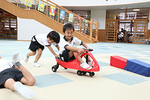 エンゼルドームで思いきり遊びました　B