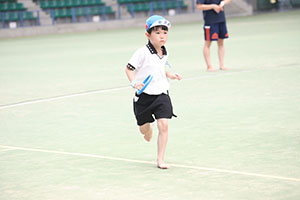 運動会予行　　年長組　リレー