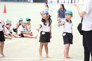 運動会予行　　年長組　リレー