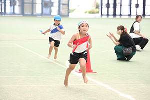 運動会予行　　年長組　リレー