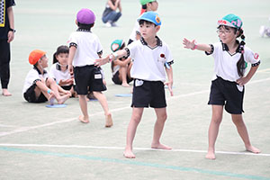 運動会予行　　年長組　リレー