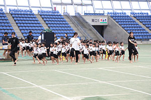 運動会予行　　年長組　組体操