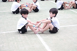 運動会予行　　年長組　組体操