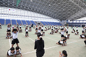 運動会予行　　年長組　組体操