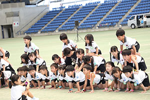 運動会予行　　年長組　組体操