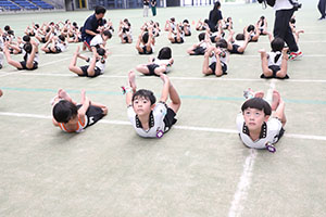 運動会予行　　年長組　組体操